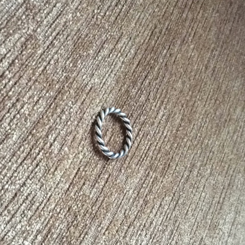 Pandora ring